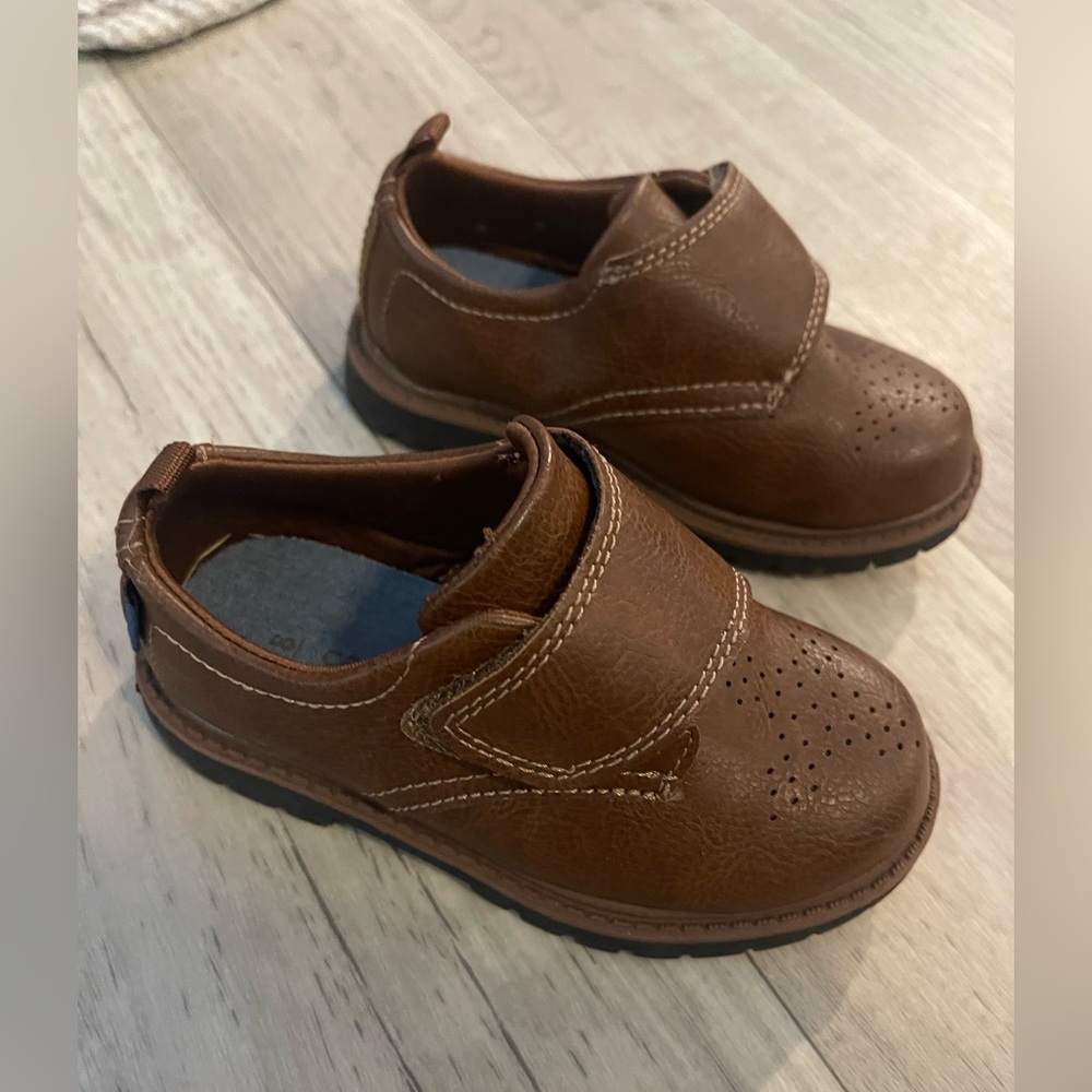 Carters brown dress shoes sz 8 toddler